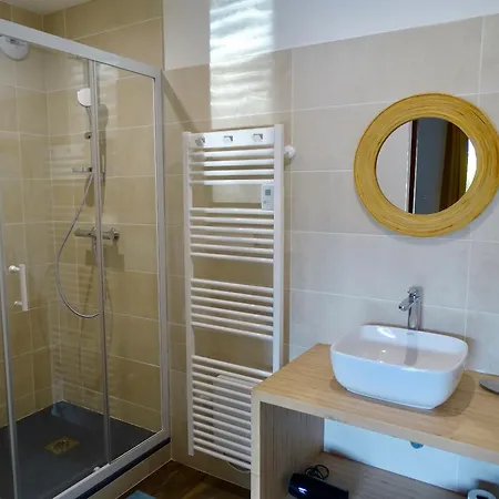 Le De L'aiglon Apartamento